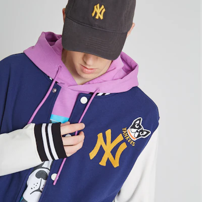 MLB New York Yankees Embroidered Dog Unisex Blue Varsity Jacket 31JPT4911-50N Sizing MLB New York Yankees Embroidered Dog Unisex Blue Varsity Jacket 31JPT4911-50N