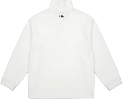 MLB 紐約洋基高領抓絨男女潮流衛衣 奶油色 3AMTF5216-50CRS Lookbook MLB 紐約洋基高領抓絨男女潮流衛衣 奶油色 3AMTF5216-50CRS