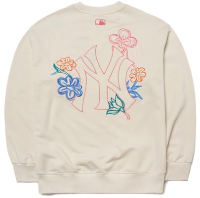 MLB 紐約洋基花卉刺繡標誌圓領衛衣 男女款 米白色 3AMTG0214-50CRS Lookbook MLB 紐約洋基花卉刺繡標誌圓領衛衣 男女款 米白色 3AMTG0214-50CRS