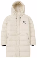 MLB New York Yankees FW22 Logo Long Puffer Jacket Unisex White. 3ADJB0326-50CRS MLB New York Yankees FW22 Logo Long Puffer Jacket Unisex White. 3ADJB0326-50CRS