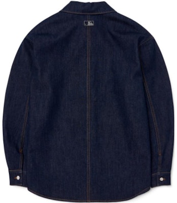 MLB ニューヨーク・ヤンキース FW22 ネイビーデニムシャツ ユニセックス ロゴハートデザイン 3ADRH0124-50NYD Lookbook MLB ニューヨーク・ヤンキース FW22 ネイビーデニムシャツ ユニセックス ロゴハートデザイン 3ADRH0124-50NYD