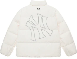 MLB New York Yankees FW24 Cream Short Puffer Jacket Unisex Loose Fit Zip-Up 3ADJB0446-50CRS MLB New York Yankees FW24 Cream Short Puffer Jacket Unisex Loose Fit Zip-Up 3ADJB0446-50CRS