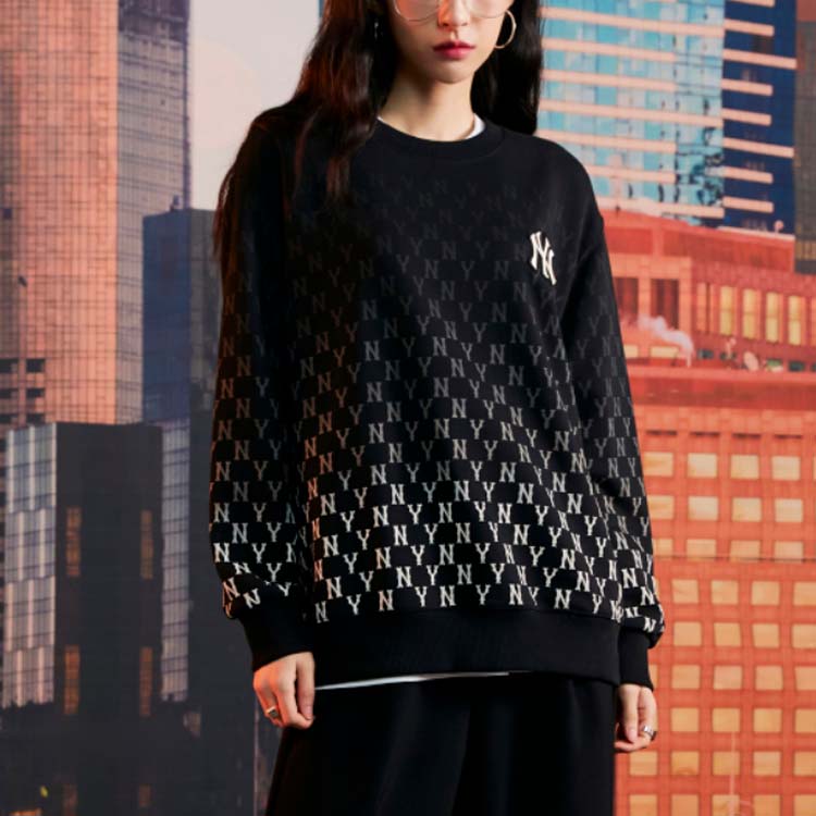 Purchase MLB 뉴욕양키스 그라데이션 로고 맨투맨 유니섹스 블랙 가을용 3AMTM1024-50BKS