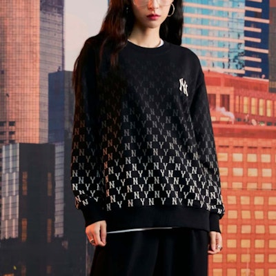 MLB 뉴욕양키스 그라데이션 로고 맨투맨 유니섹스 블랙 가을용 3AMTM1024-50BKS Purchase MLB 뉴욕양키스 그라데이션 로고 맨투맨 유니섹스 블랙 가을용 3AMTM1024-50BKS