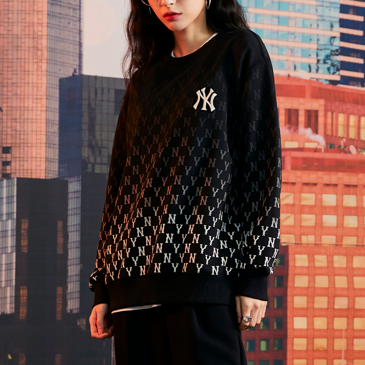 Details for MLB 뉴욕양키스 그라데이션 로고 맨투맨 유니섹스 블랙 가을용 3AMTM1024-50BKS