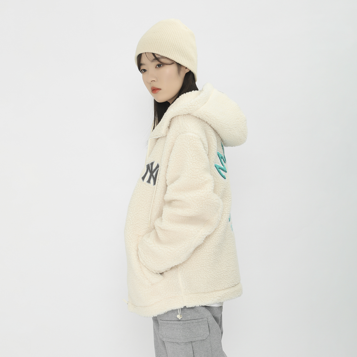 MLB New York Yankees Graffiti Logo Fleece Hoodie Jacket Winter Unisex Off-White. 3AJPF1716-50CRS 圖 7