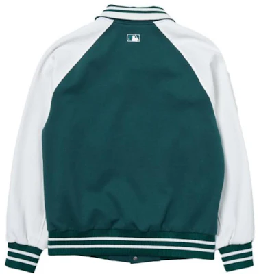 MLB New York Yankees Green Retro Varsity Jacket Unisex 3AJPV0444-50GND Lookbook MLB New York Yankees Green Retro Varsity Jacket Unisex 3AJPV0444-50GND