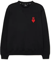 MLB New York Yankees Heart Embroidered Logo Oversized Pullover Sweatshirt Black 3AMTH0234-50BKS MLB New York Yankees Heart Embroidered Logo Oversized Pullover Sweatshirt Black 3AMTH0234-50BKS