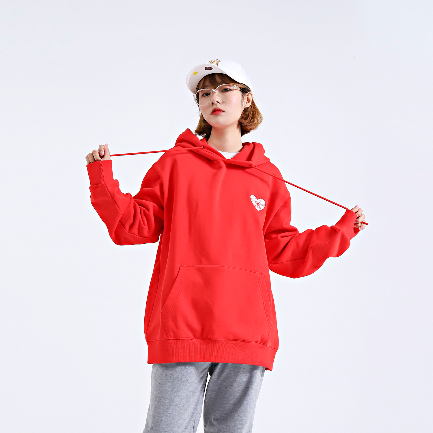 MLB New York Yankees Heart Embroidered Red Hoodie Unisex Casual Sweatshirt 31HDL1111-50R 圖 6