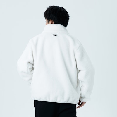 MLB New York Yankees Ivory Sherpa Fleece Jacket Unisex with Logo Embroidery. 3AJPF2916-50IVS 5