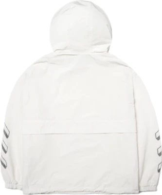 MLB 紐約洋基象牙白半拉鍊連帽外套 寬鬆版男女款 3AWJ14014-50IVS Lookbook MLB 紐約洋基象牙白半拉鍊連帽外套 寬鬆版男女款 3AWJ14014-50IVS