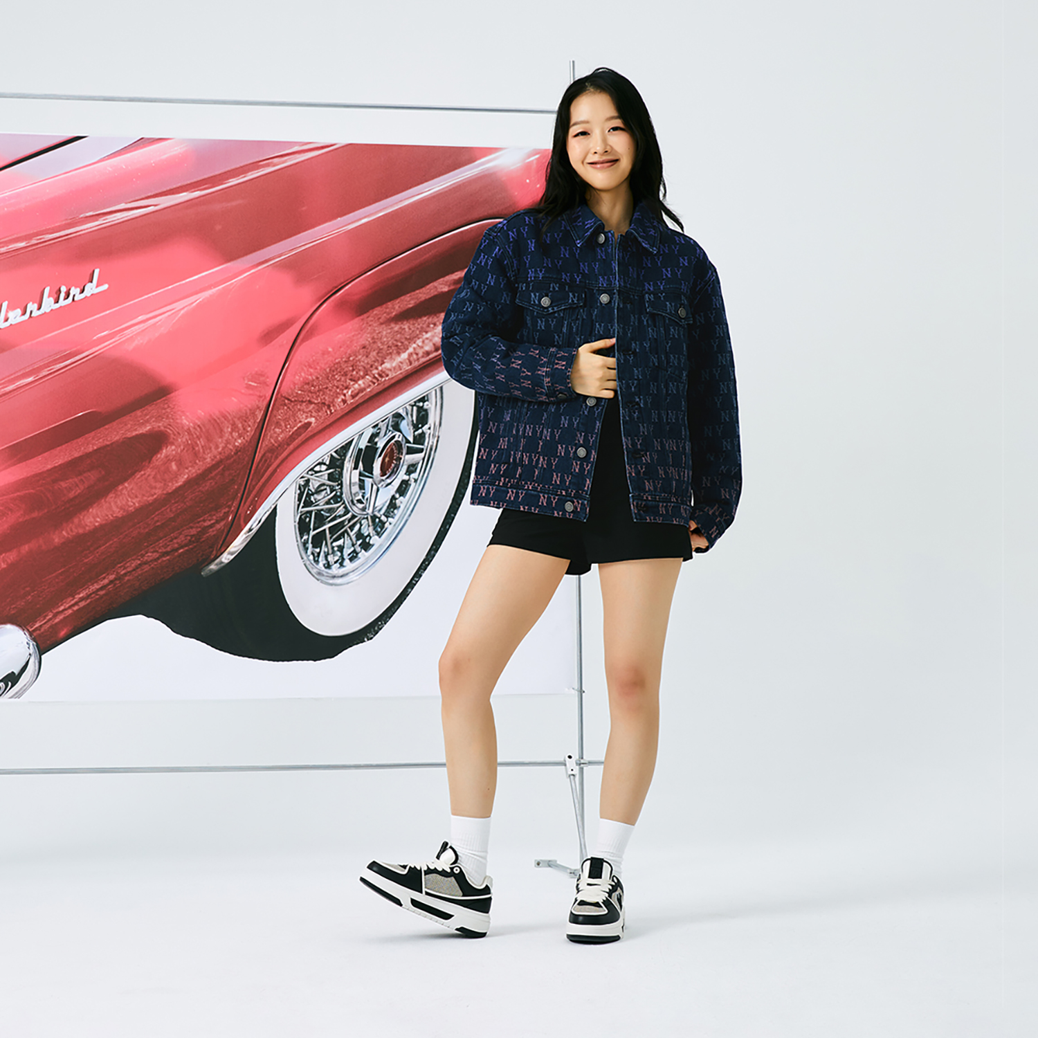 MLB New York Yankees Jacquard Monogram Denim Jacket Unisex Retro Style Indigo Blue 3ADKM0144-50INS 圖 8