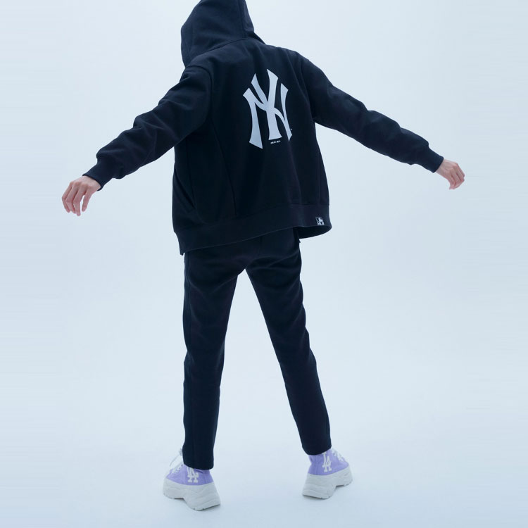 MLB New York Yankees Large Logo Zipper Hoodie Jacket Unisex - Black 31TR03111-50L 圖 5