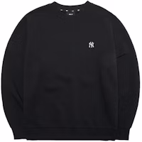MLB New York Yankees Letter Embroidered Crewneck Sweatshirt Black Unisex 3AMTB0314-50BKS MLB New York Yankees Letter Embroidered Crewneck Sweatshirt Black Unisex 3AMTB0314-50BKS