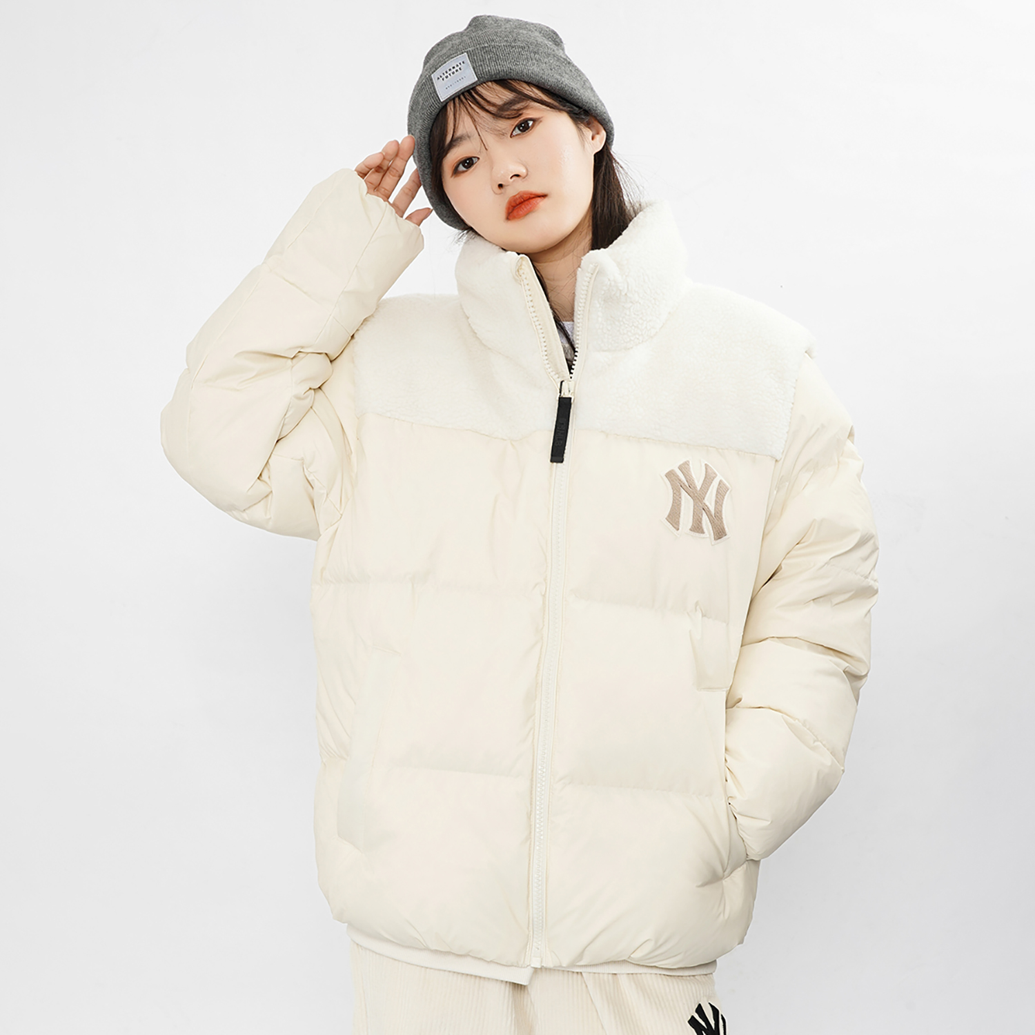 Purchase MLB New York Yankees Letter Logo Loose Down Jacket Unisex Cream Winter Coat 3ADJN0416-50CRS