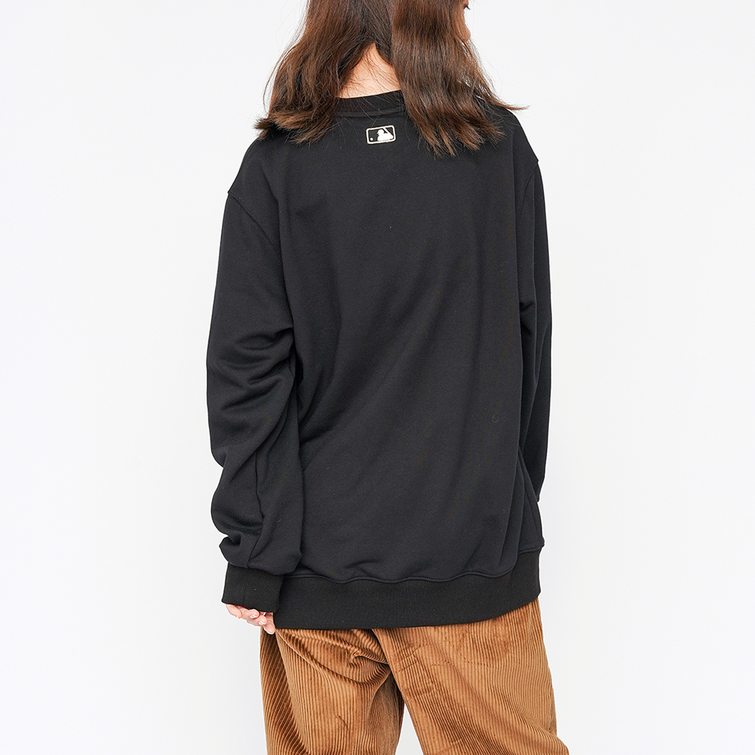 MLB New York Yankees Letter Logo Pullover Sweatshirt Unisex Black 3AMTB0214-50BKS 圖 6