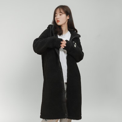 MLB New York Yankees Letter Patch Sherpa Coat Unisex Black. 3AJPF2816-50BKS Purchase MLB New York Yankees Letter Patch Sherpa Coat Unisex Black. 3AJPF2816-50BKS