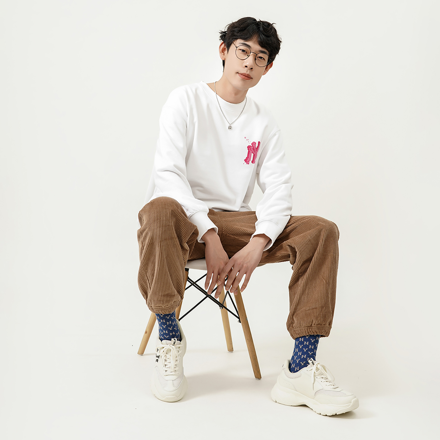 MLB New York Yankees Logo Crewneck Sweatshirt Unisex Off-White 3AMTP0121-50WHS 圖 5