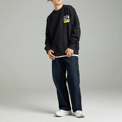 MLB New York Yankees Logo Crewneck Sweatshirt Unisex - Black 3AMTL0426-50BKS Purchase MLB New York Yankees Logo Crewneck Sweatshirt Unisex - Black 3AMTL0426-50BKS