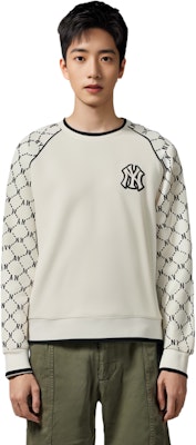 MLB New York Yankees Logo Crewneck Unisex Beige - Koleksi Musim Gugur. 3AMTM0814-50CRS Sizing MLB New York Yankees Logo Crewneck Unisex Beige - Koleksi Musim Gugur. 3AMTM0814-50CRS