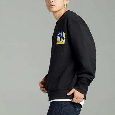 MLB New York Yankees Logo Crewneck Sweatshirt Unisex - Black 3AMTL0426-50BKS Sizing MLB New York Yankees Logo Crewneck Sweatshirt Unisex - Black 3AMTL0426-50BKS