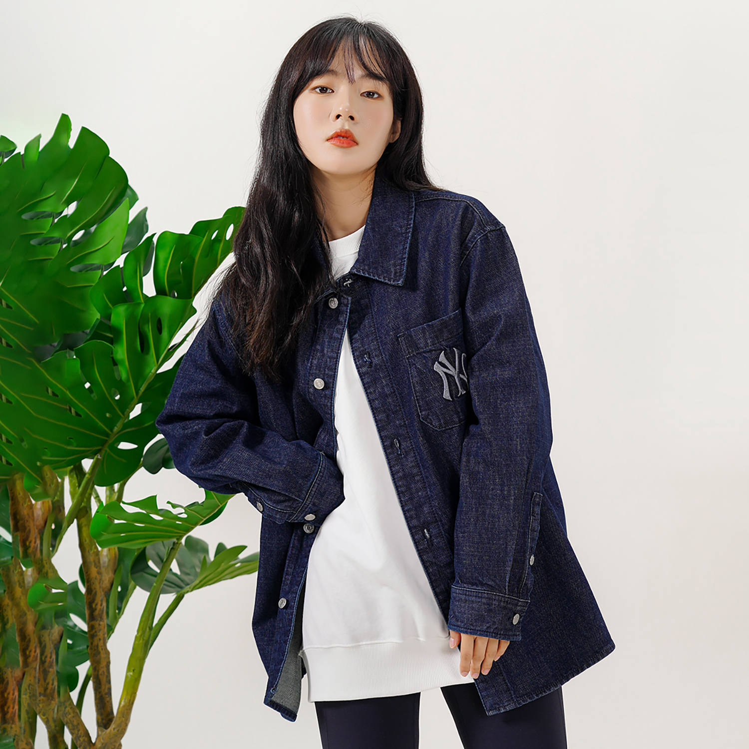 Purchase MLB纽约洋基队标志牛仔长袖衬衫 男女同款 深海军蓝色 3ADRU0124-50NYD