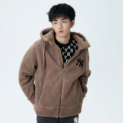 MLB 紐約洋基隊Logo加絨棕色連帽外套 男女冬季穿搭. 3AJPF0516-50BGD Cheap MLB 紐約洋基隊Logo加絨棕色連帽外套 男女冬季穿搭. 3AJPF0516-50BGD