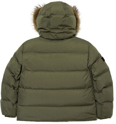 MLB 紐約洋基隊綠色Logo加厚連帽寬鬆羽絨外套 男女適穿 3ADJB0516-50KAD Lookbook MLB 紐約洋基隊綠色Logo加厚連帽寬鬆羽絨外套 男女適穿 3ADJB0516-50KAD