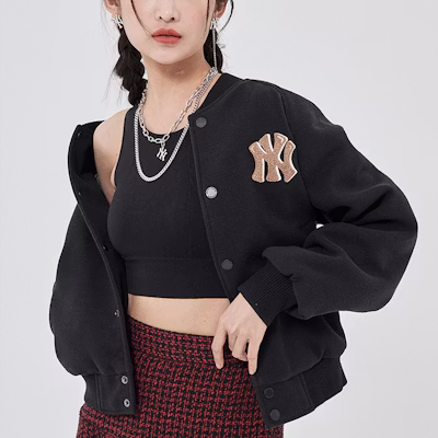 MLB纽约洋基队标志印花黑色棒球夹克男女同款返校款式。 3AJP16016-50BKS Shop MLB纽约洋基队标志印花黑色棒球夹克男女同款返校款式。 3AJP16016-50BKS