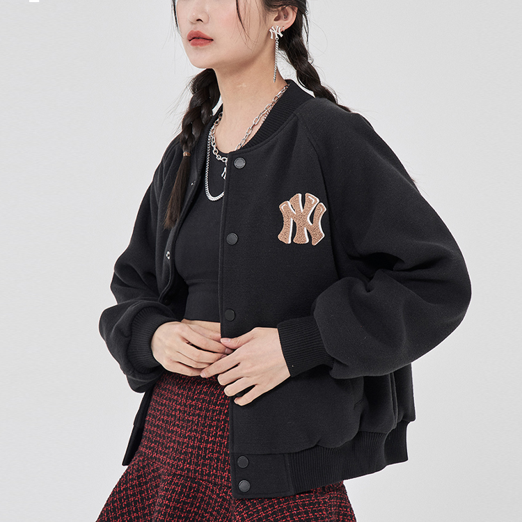 Purchase MLB纽约洋基队标志印花黑色棒球夹克男女同款返校款式。 3AJP16016-50BKS
