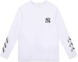 MLB New York Yankees Logo Print Long Sleeve T-Shirt Unisex White 31TSSL111-50W MLB New York Yankees Logo Print Long Sleeve T-Shirt Unisex White 31TSSL111-50W