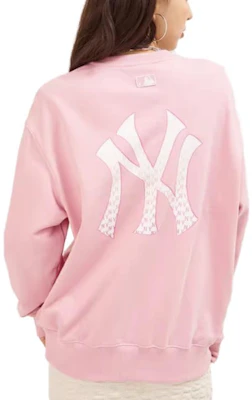 MLB 紐約洋基隊LOGO印花男女款圓領長袖衛衣-淺粉色 3AMTM0234-50PKL Purchase MLB 紐約洋基隊LOGO印花男女款圓領長袖衛衣-淺粉色 3AMTM0234-50PKL