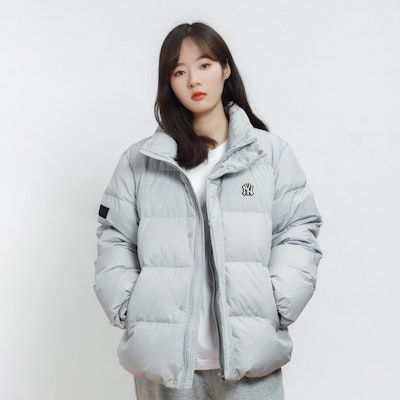 MLB 紐約洋基隊標誌灰色羽絨外套冬季男女通用款 3ADJB0416-50GRS Shop MLB 紐約洋基隊標誌灰色羽絨外套冬季男女通用款 3ADJB0416-50GRS