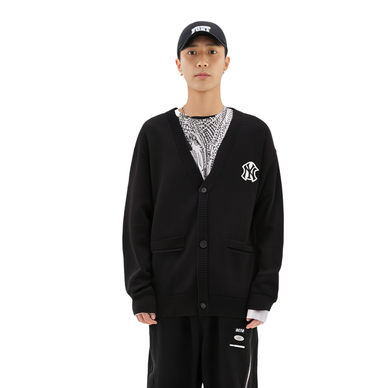 Purchase MLB ニューヨーク・ヤンキース ロゴ Vネック ニット セーター ユニセックス ブラック 3AKCB0131-50BKS