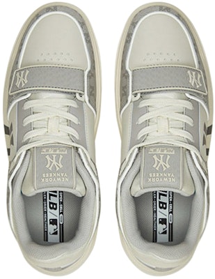 MLB 뉴욕 양키스 로우 그레이 (MLB New York Yankees Low Grey) 3ASXCDN3N-50GRS Shop MLB 뉴욕 양키스 로우 그레이 (MLB New York Yankees Low Grey) 3ASXCDN3N-50GRS