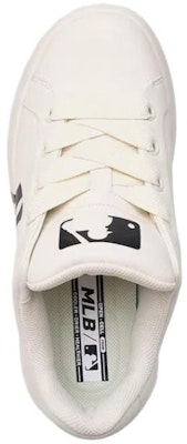 MLB ヤンキース ローカット 白 (Yankees Low White) 3ASXCCB4N-50IVS Lookbook MLB ヤンキース ローカット 白 (Yankees Low White) 3ASXCCB4N-50IVS