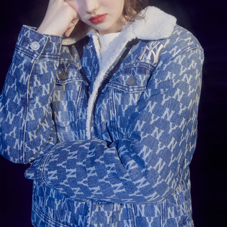 Purchase MLB Jaket Denim Monogram Unisex New York Yankees Biru. 31JPN2041-50U