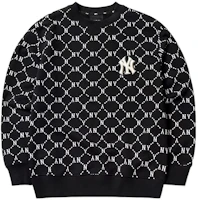 MLB New York Yankees Monogram Print Crewneck Sweatshirt Unisex Black 3AMTM0314-50BKS MLB New York Yankees Monogram Print Crewneck Sweatshirt Unisex Black 3AMTM0314-50BKS