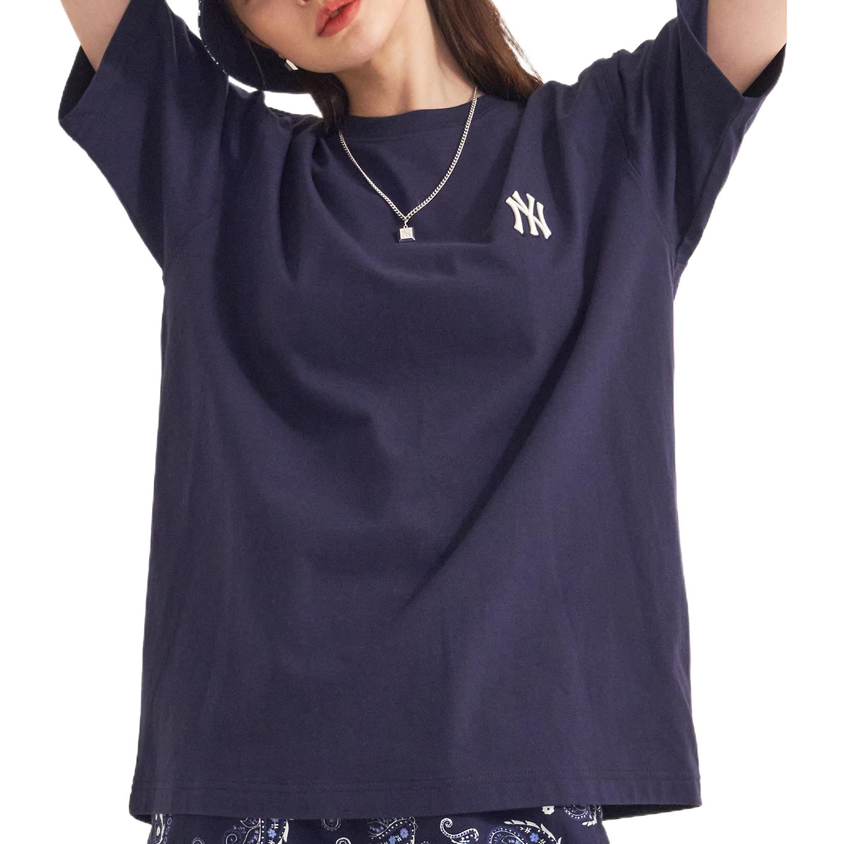 Purchase MLB纽约洋基队海军蓝佩斯利标志男女同款多巴胺T恤。 3ATS52023-50NYD