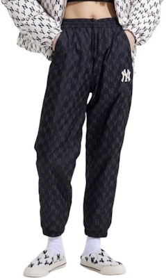 MLB New York Yankees Retro Logo Seluar Fleece Hitam Kasual Uniseks Comfortable 3AWPM0426 Lookbook MLB New York Yankees Retro Logo Seluar Fleece Hitam Kasual Uniseks Comfortable 3AWPM0426