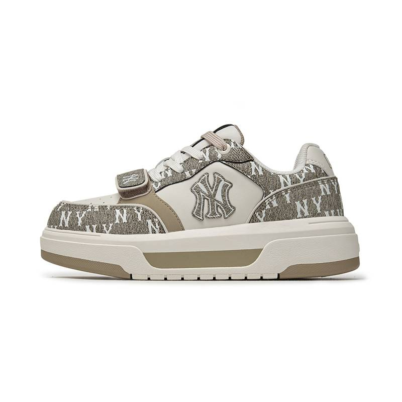 MLB New York Yankees Retro Low-Top Sneakers Beige Fashion Casual Shoes. 3ASXM026N-50BGS