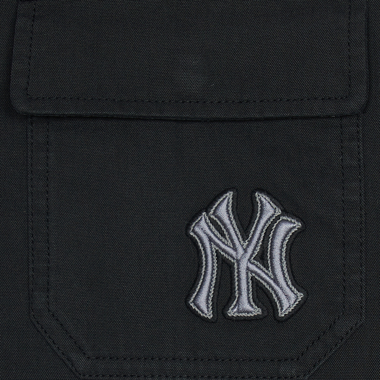 MLB New York Yankees Retro Multi-Pocket Workwear Jacket Unisex Black 3AJPB0351-50BKS 圖 4