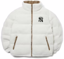 MLB New York Yankees Reversible Quilted Lightweight Down Jacket - Winter Unisex White 3ADJR0116-50CRS MLB New York Yankees Reversible Quilted Lightweight Down Jacket - Winter Unisex White 3ADJR0116-50CRS