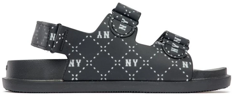 MLB 뉴욕 양키스 샌들 (모노그램 블랙/화이트) 3ASDCSD33-50BKS Order MLB 뉴욕 양키스 샌들 (모노그램 블랙/화이트) 3ASDCSD33-50BKS