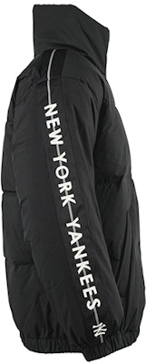 MLB 紐約洋基男女同款短款立領羽絨外套 黑色 31DJS3961-50L Shop MLB 紐約洋基男女同款短款立領羽絨外套 黑色 31DJS3961-50L