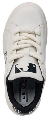MLB New York Yankees SS24 Low 'Black and White' 3ASXCBH4N-50BKS Lookbook MLB New York Yankees SS24 Low 'Black and White' 3ASXCBH4N-50BKS