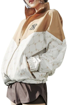 MLB New York Yankees SS24 Monogram Zip Jacket Unisex Cream Colorblock Design 3AWJM0341-50CRS Purchase MLB New York Yankees SS24 Monogram Zip Jacket Unisex Cream Colorblock Design 3AWJM0341-50CRS
