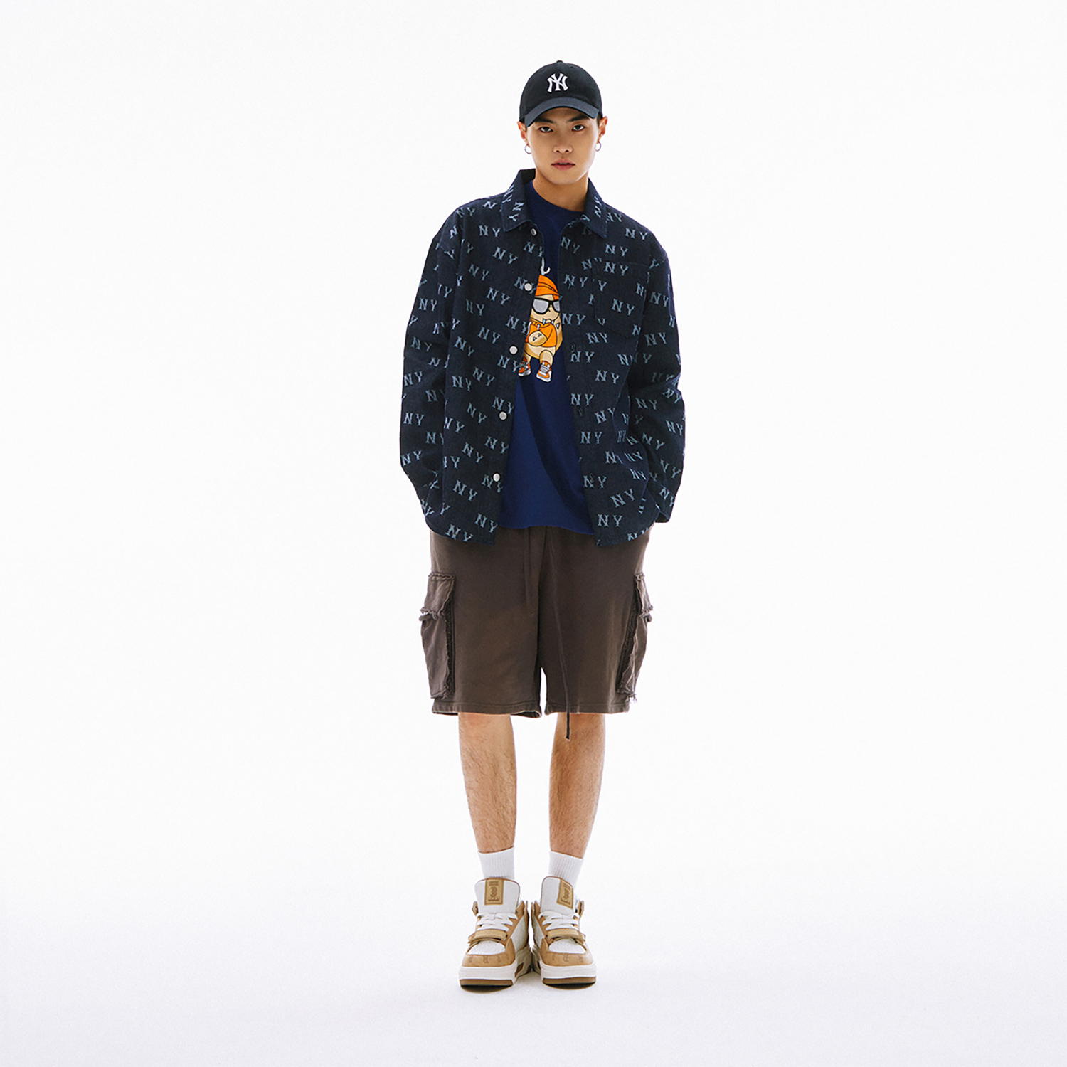 Purchase MLB ニューヨーク・ヤンキース SS24 オーバーサイズ デニム 長袖シャツ ネイビー ユニセックス 3ADRM0141-50NYD