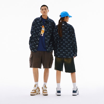 MLB ニューヨーク・ヤンキース SS24 オーバーサイズ デニム 長袖シャツ ネイビー ユニセックス 3ADRM0141-50NYD Sizing MLB ニューヨーク・ヤンキース SS24 オーバーサイズ デニム 長袖シャツ ネイビー ユニセックス 3ADRM0141-50NYD