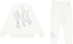 Lookbook MLB 紐約洋基隊休閒男女同款米色運動衫與長褲套裝. 3APTI0126-50CRS3AMTI0126-50CRS